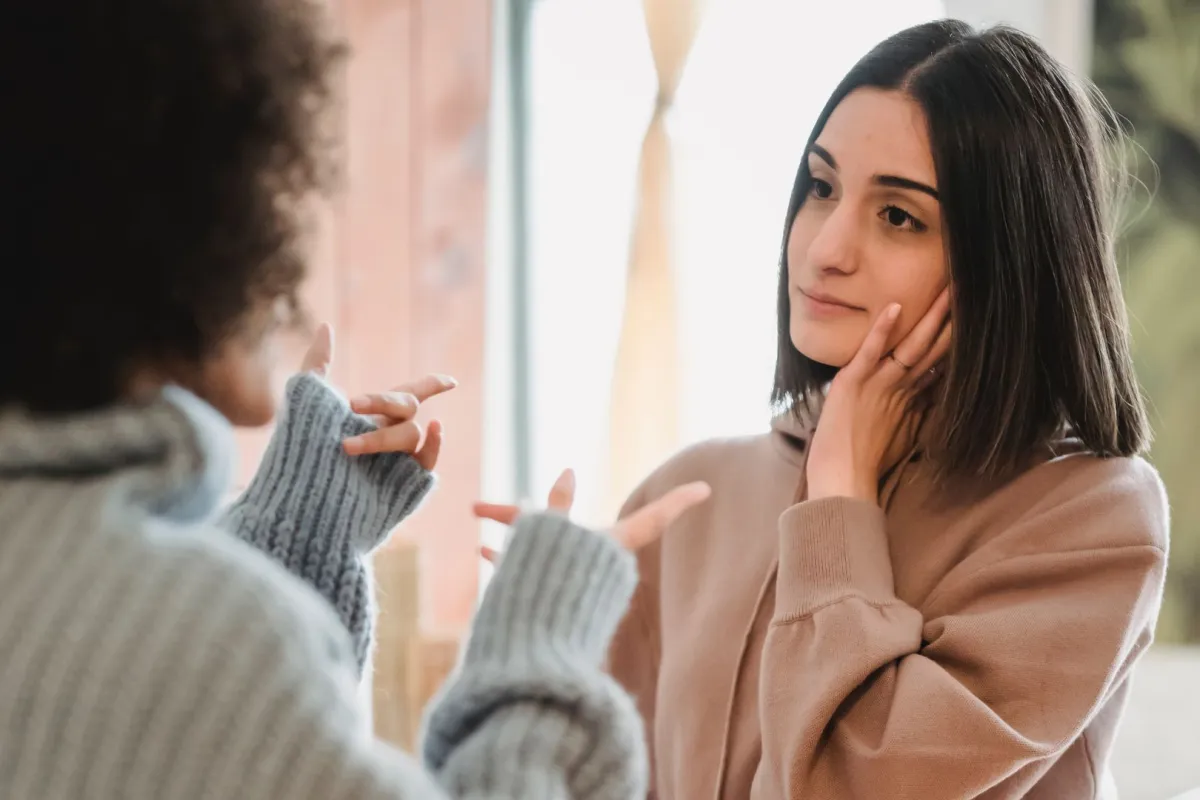 لقاء الصديقات