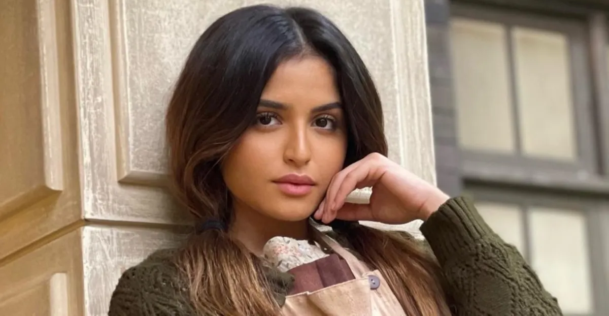 حلا الترك- الصورة من حسابها على الانستغرام