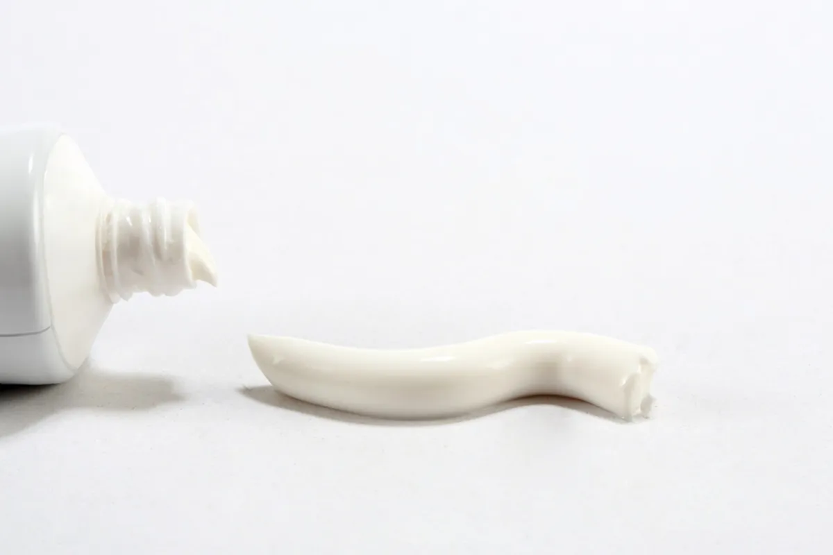 معجون أسنان