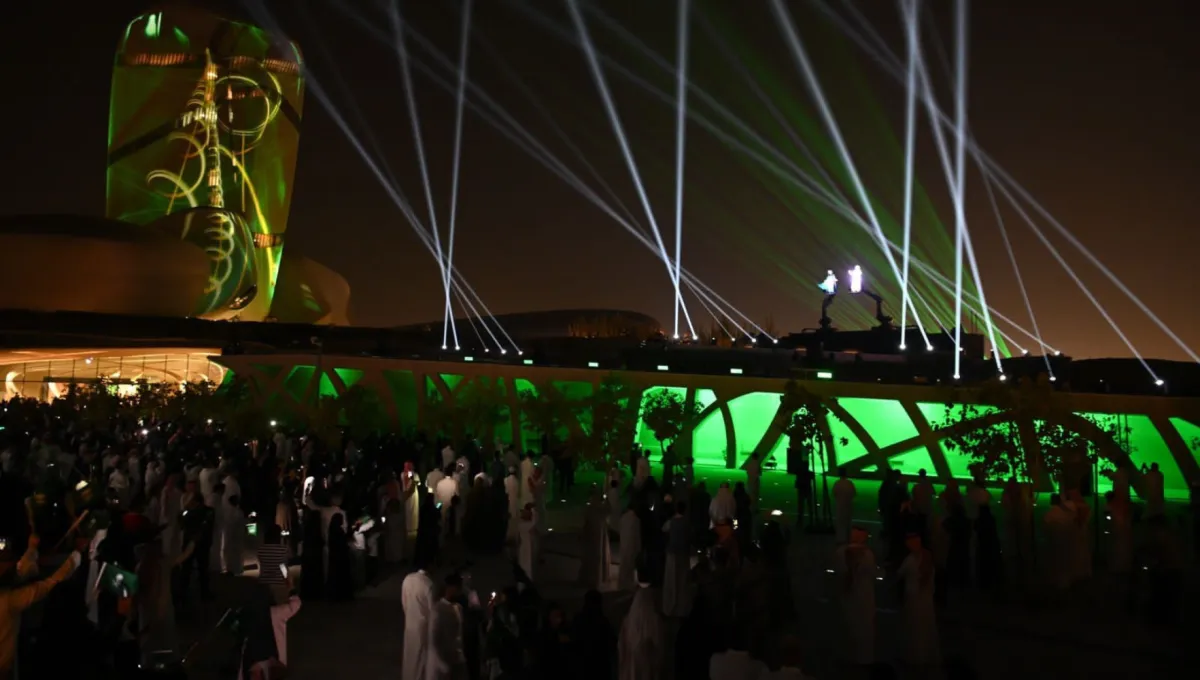 جانب من الفلكور الشعبي لليوم الوطني 92- صورة العلاقات العامة في إثراء