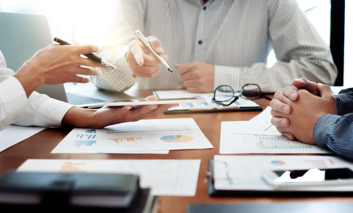 اجتماع عمل لاتخاذ قرارات محدّدة