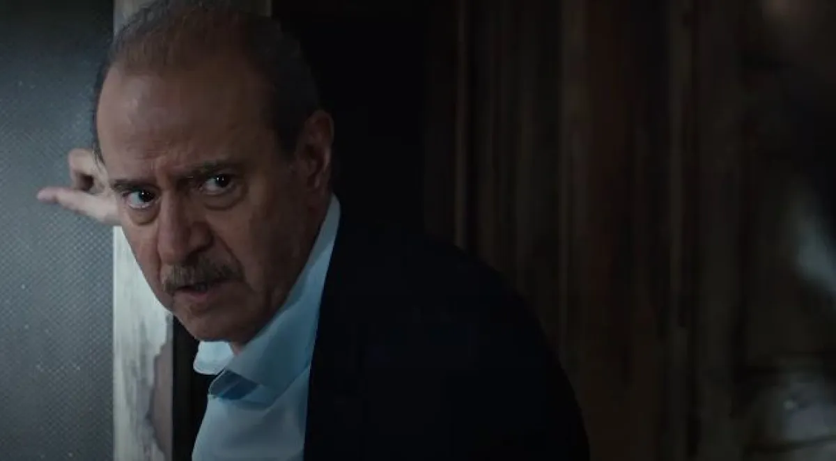 مسلسل الغريب- لقطة شاشة من قناة منصة شاهد على يوتيوب