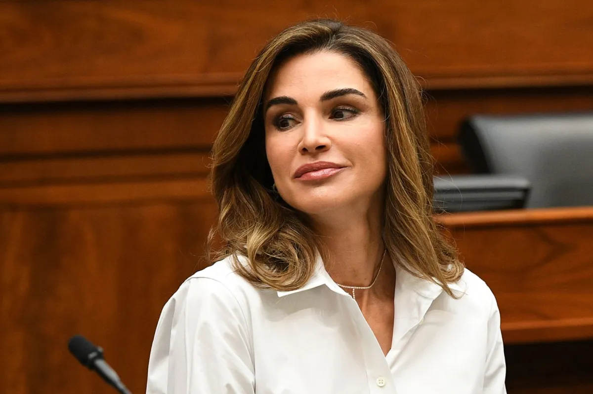 الملكة رانيا العبد الله Queen Rania Of Jordan- مصدر الصورة: MANDEL NGAN / AFP