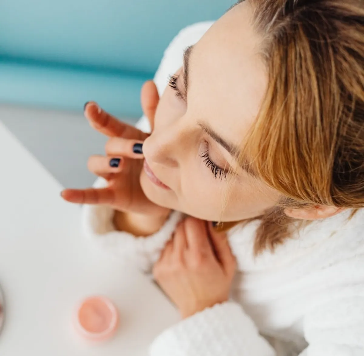 اسألي الطبيب دائماً عن التركيبات الحديثة (المصدر: Pexels)