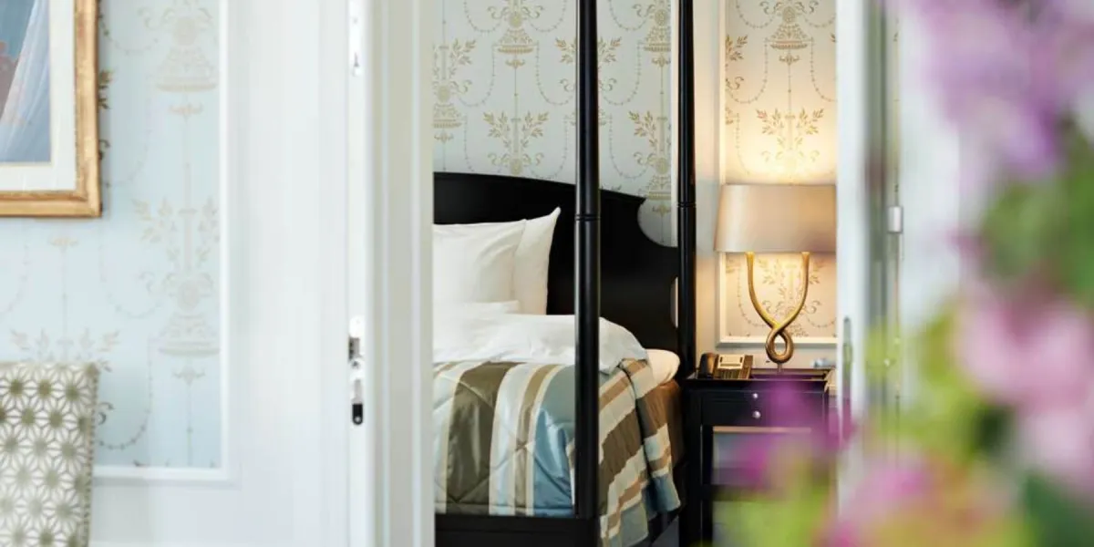 لمسات فخمة في دواخل غرف فندق دانجليتيري 