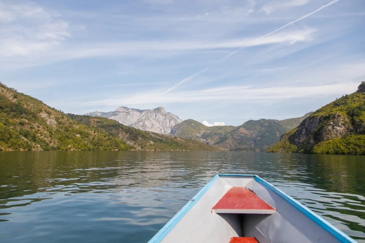 بحيرة كومان