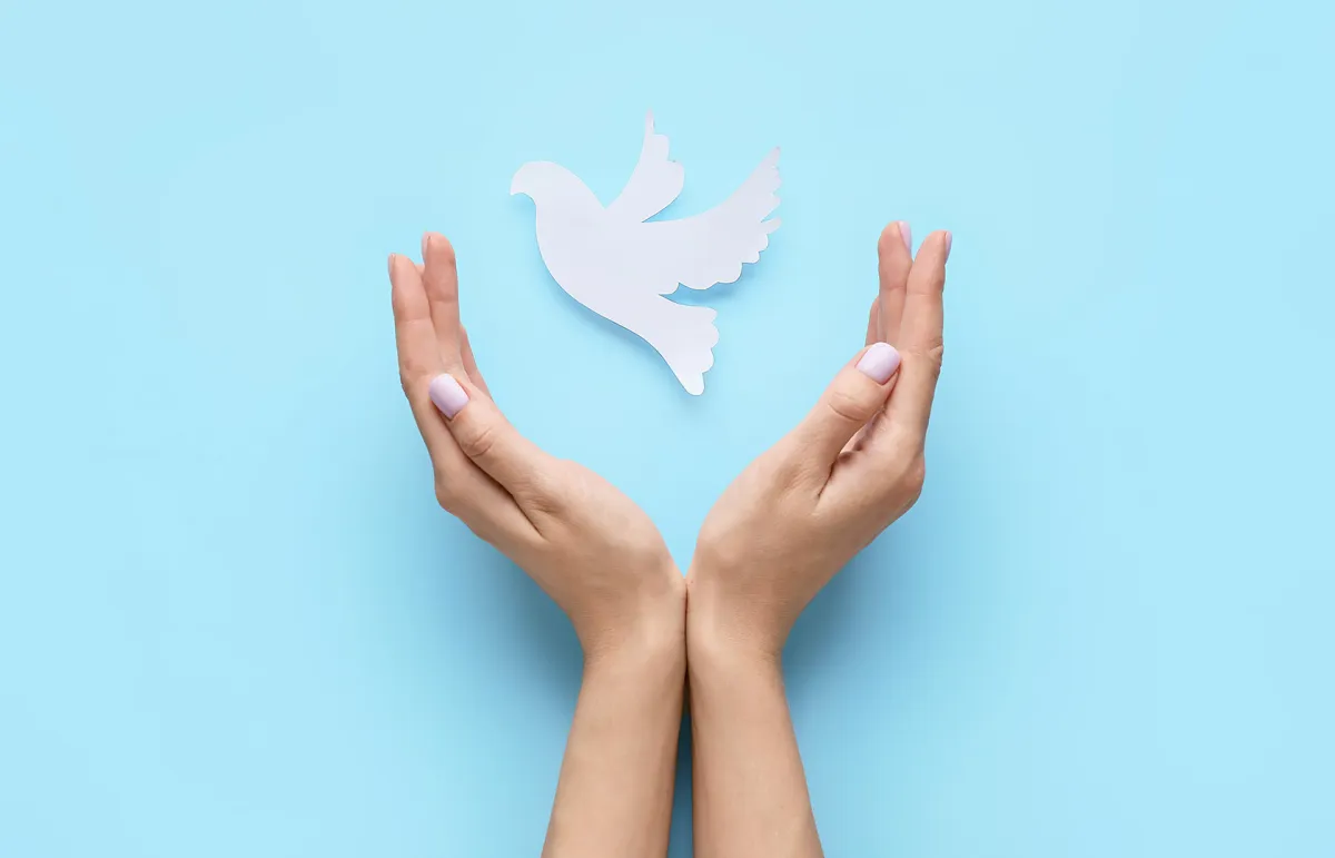 في اليوم العالمي للسلام الأمم المتحدة تدعو لمكافحة عدم المساواة - الصورة من Shutterstock