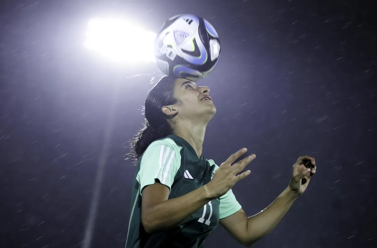 فيفا يستعرض القصة الملهمة لكرة قدم السيدات بالسعودية - الصورة من حساب إدارة الكرة النسائية على إكس "تويتر سابقا"