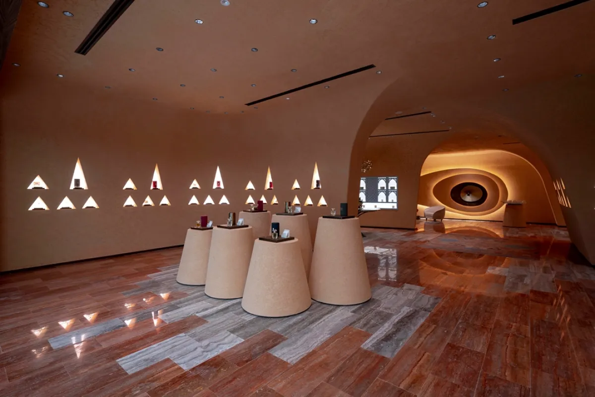  عطر جديد  من منسم 