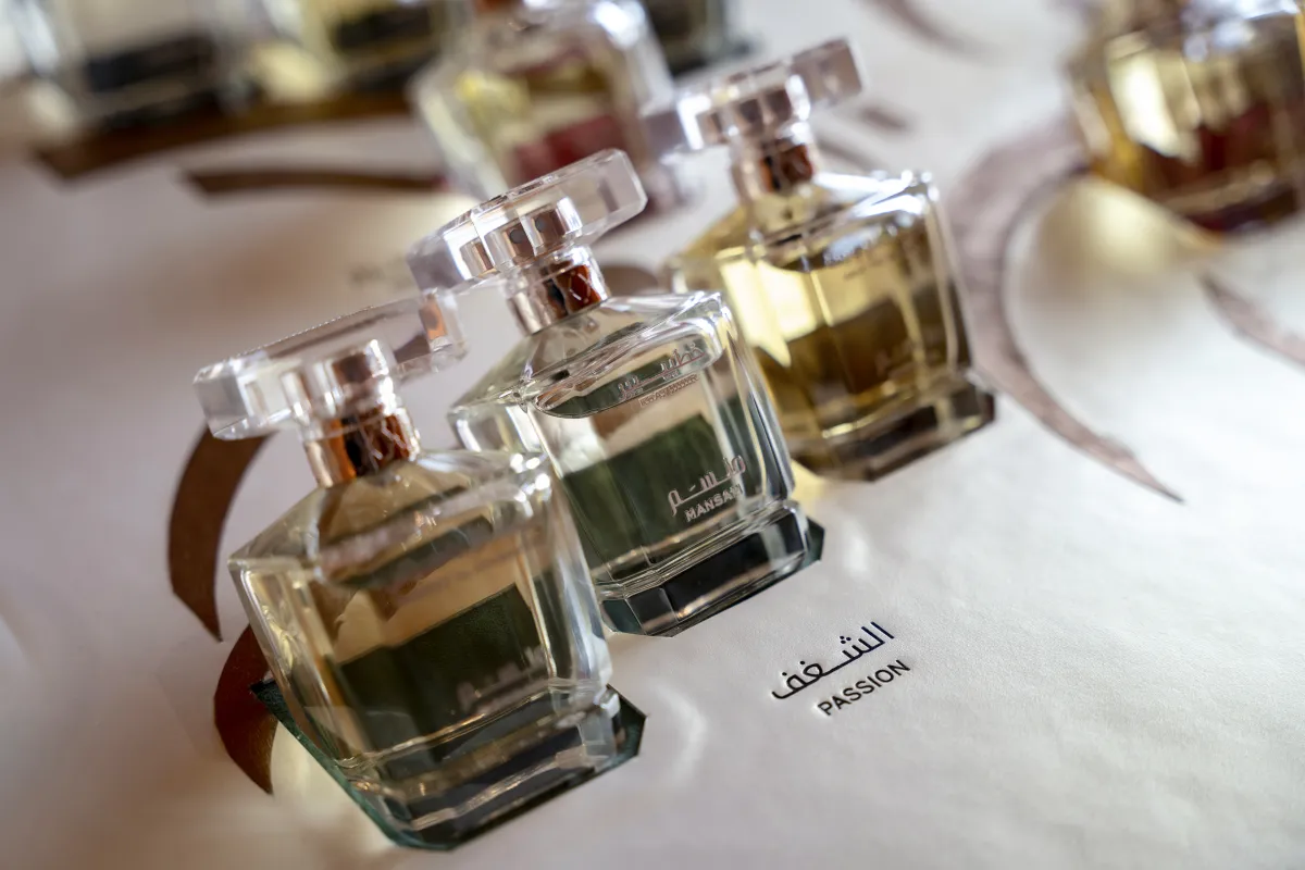  عطر  بنفحات فاخرة من منسم 