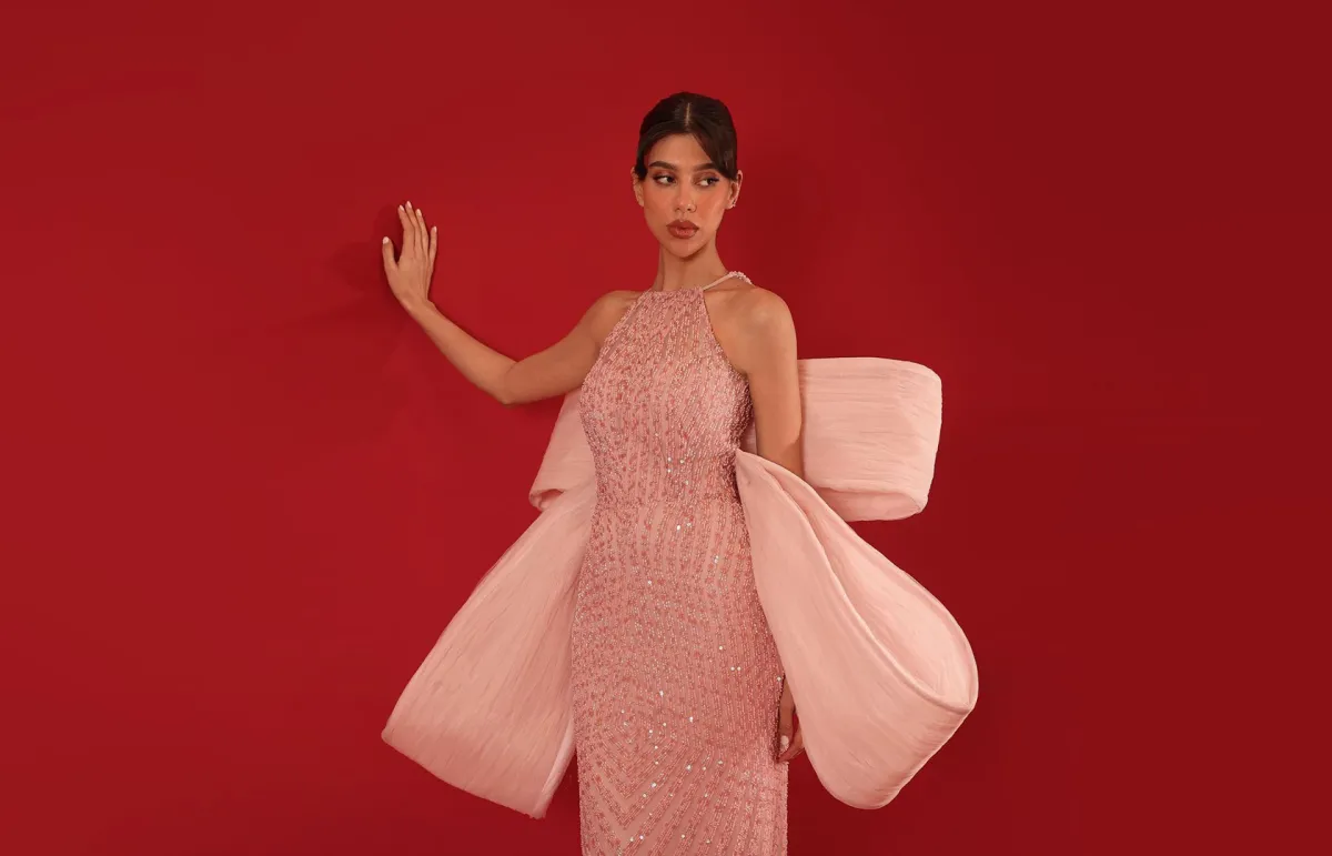 فستان من تصاميم المصممة إيمان العجلان-الصورة من حسابها على انستغرام