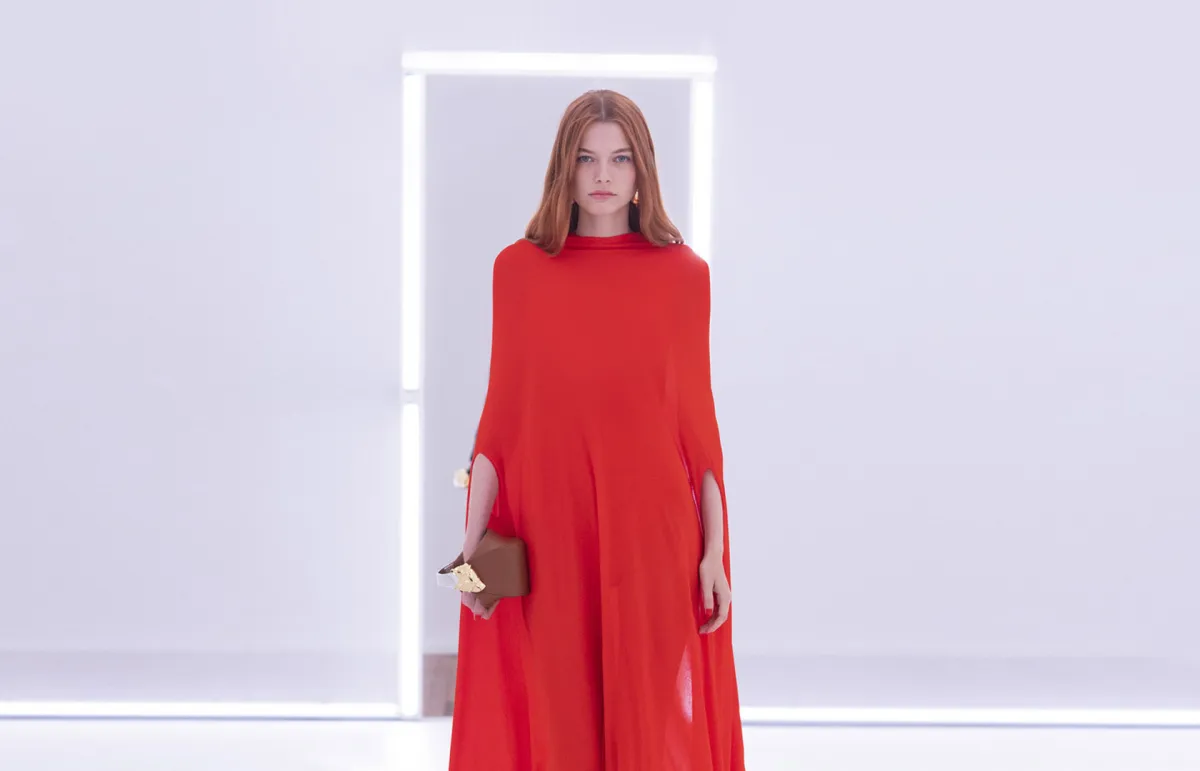 قفطان Brandon Maxwell - الصورة من Launchmetrics/Spotlight ©