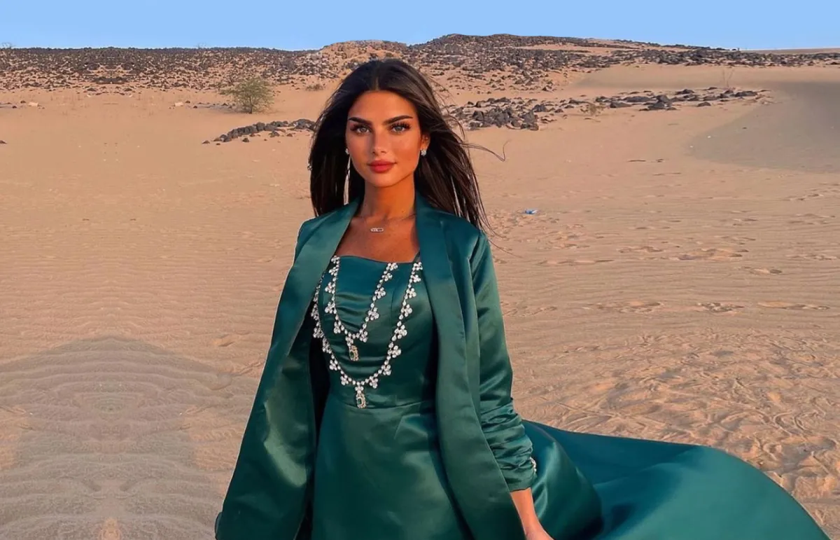 تصميم مميز من سارة التويم  ارتدته المؤثرة وخبيرة التجميل شروق أيمن - الصورة من صفحة المصممة على انستغرام