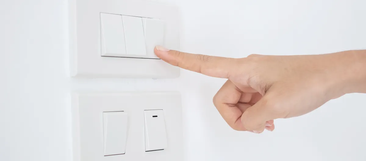 طرق متبعة في تنظيف مفاتيح الإضاءة