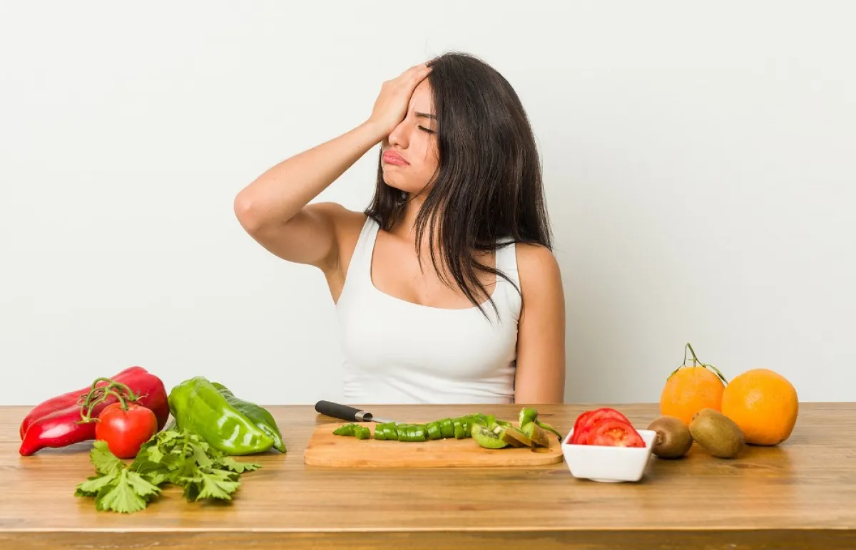 ما هي العلاقة بين تناول الطعام والتوتر (المصدر: Shutterstock)