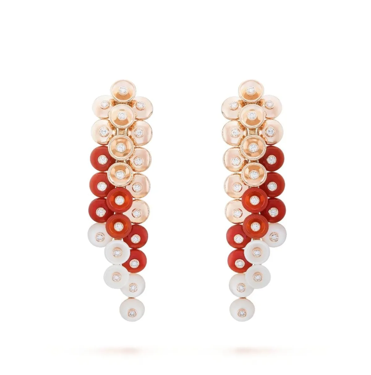 أقراط Bouton d'or من فان كليف آند أربلز Van cleef&Arpels 