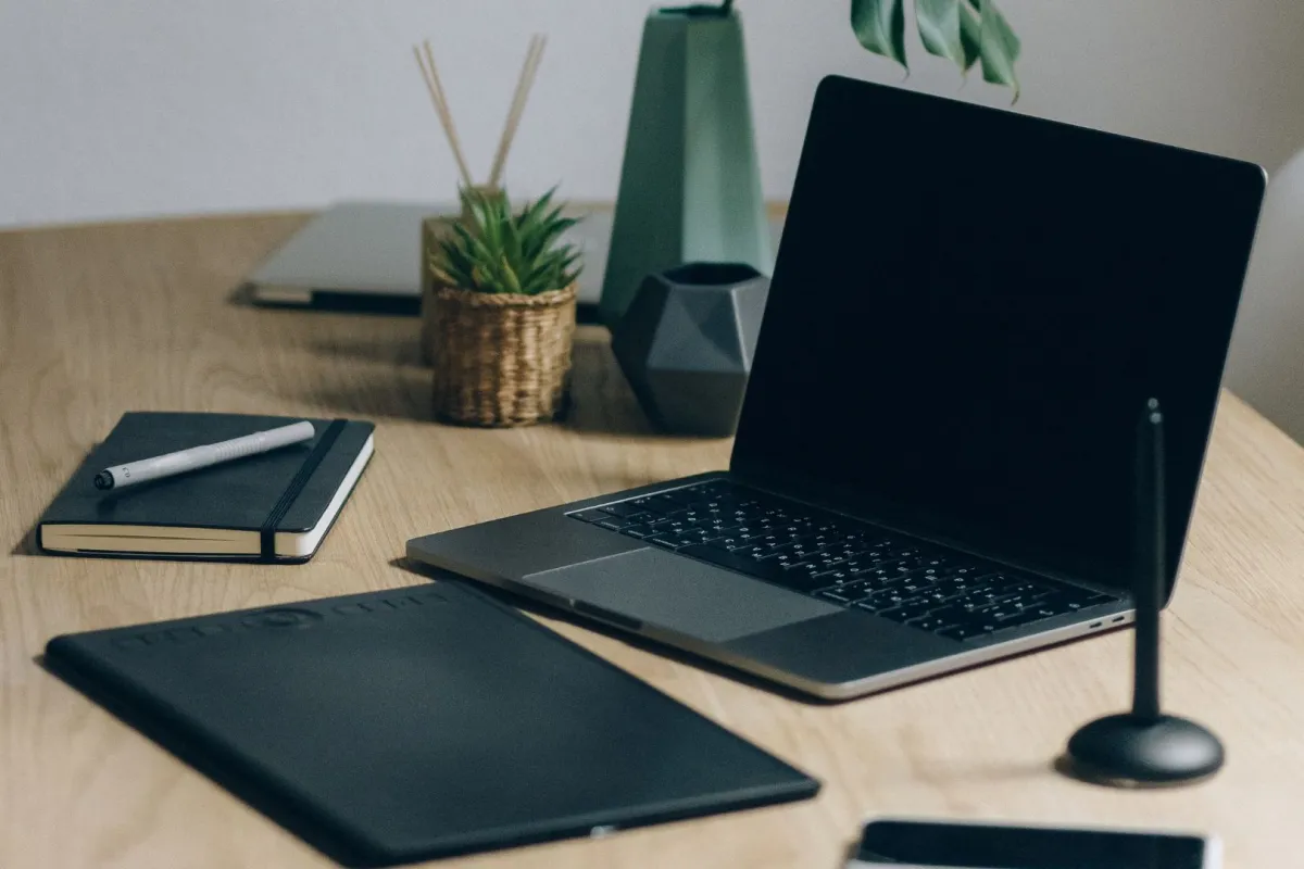 الانترنت وكيف يتصرف أفراد الأسرة حياله