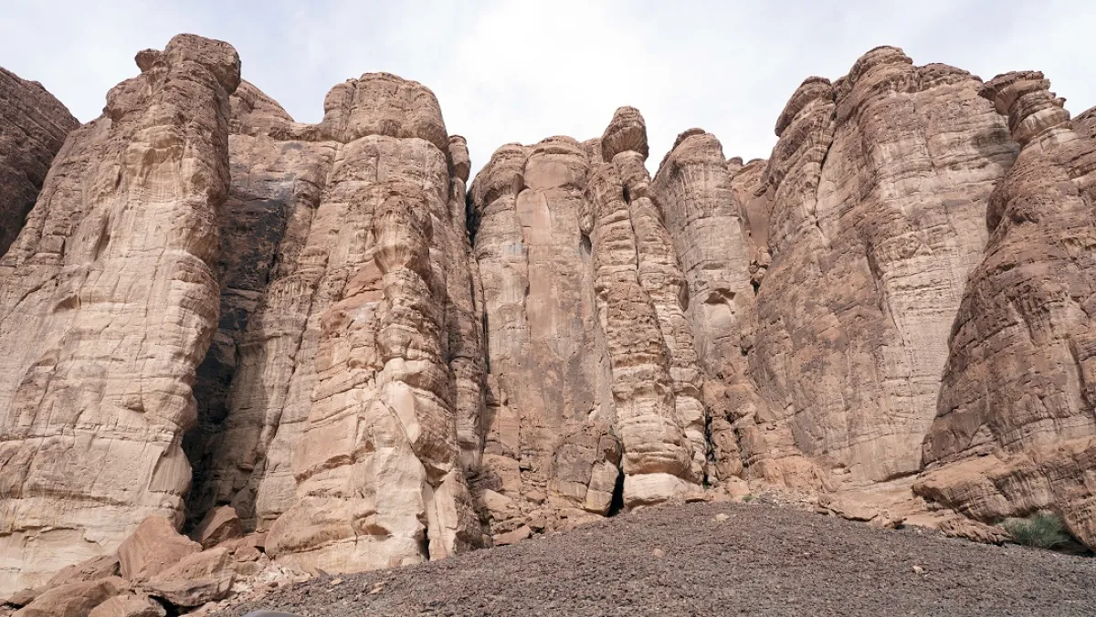 العلا مقر للاسترخاء الروحي والاختلاء بالذات