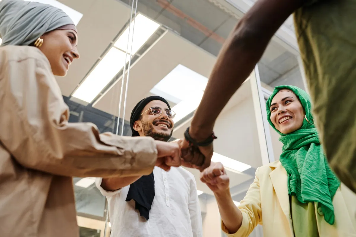 لماذا يحب الشباب التحديات