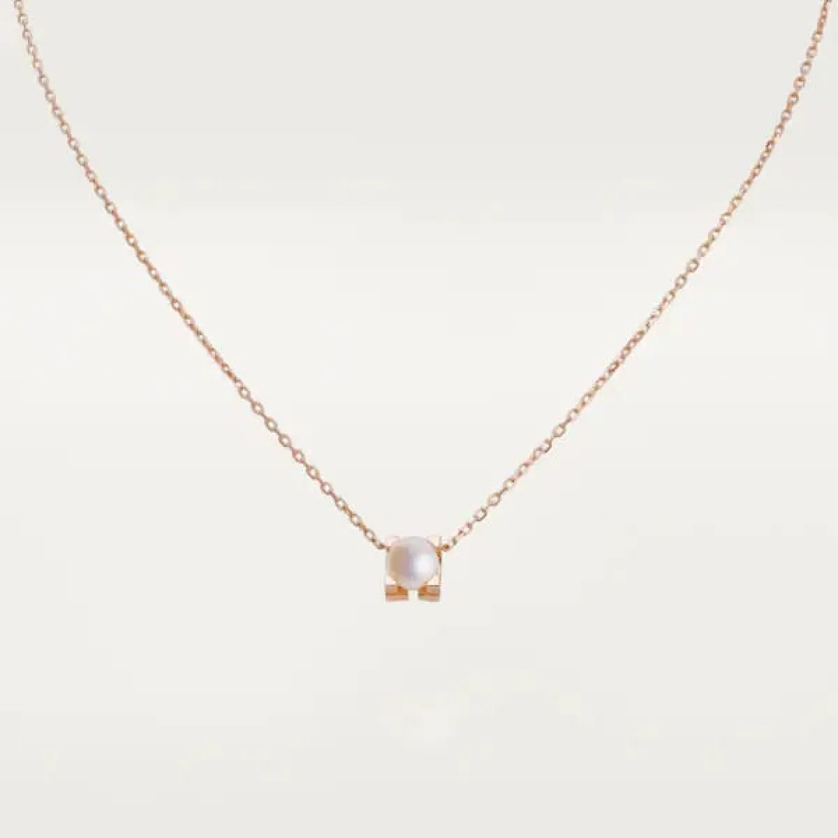 قلادة C DE CARTIER من كارتييه Cartier 