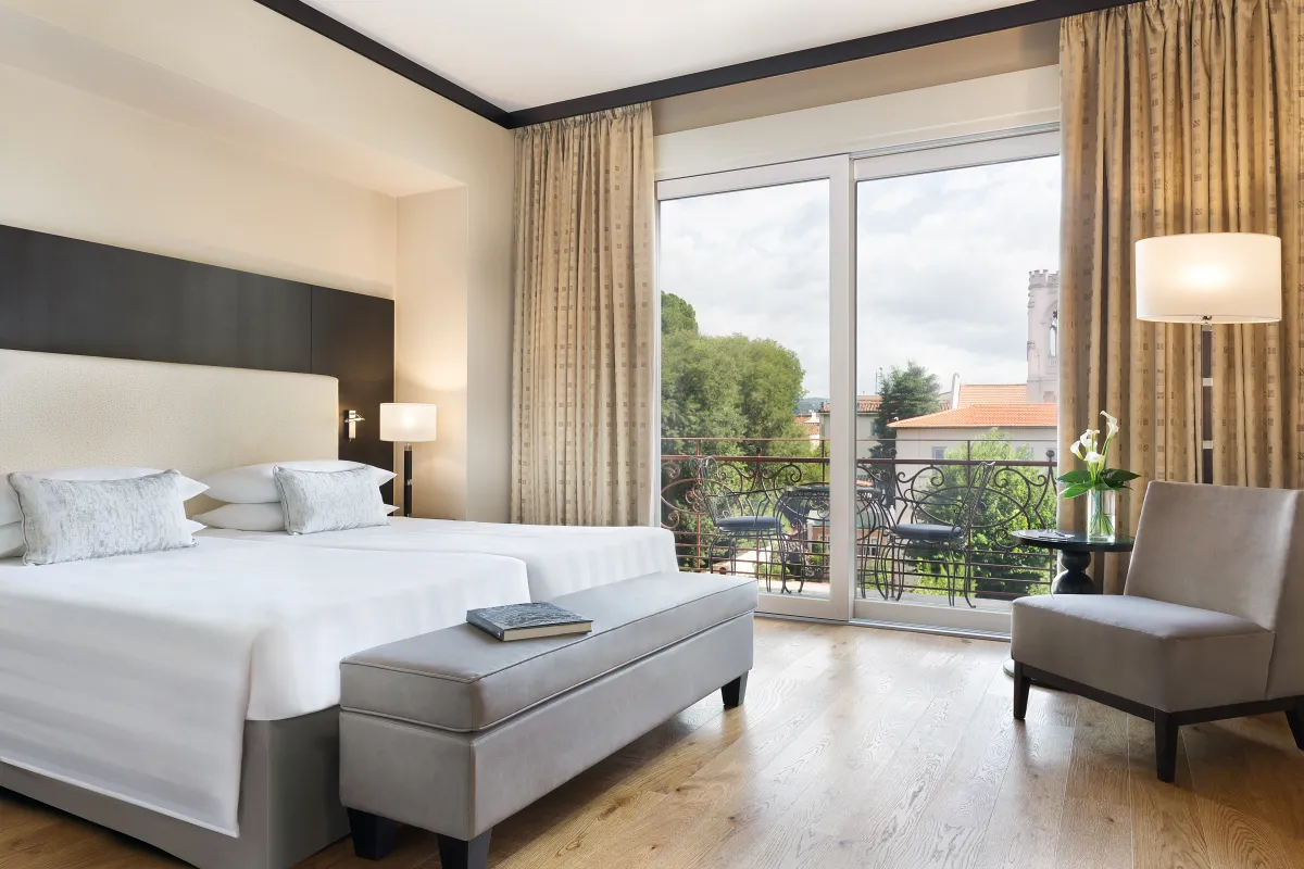 ملامح عصرية في غرف فندق سينا فيلا ميديسي