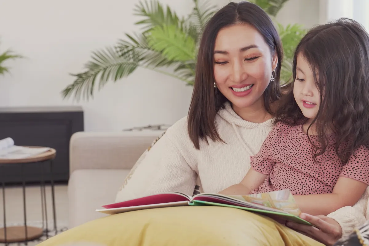 صورة لأم وطفلتها