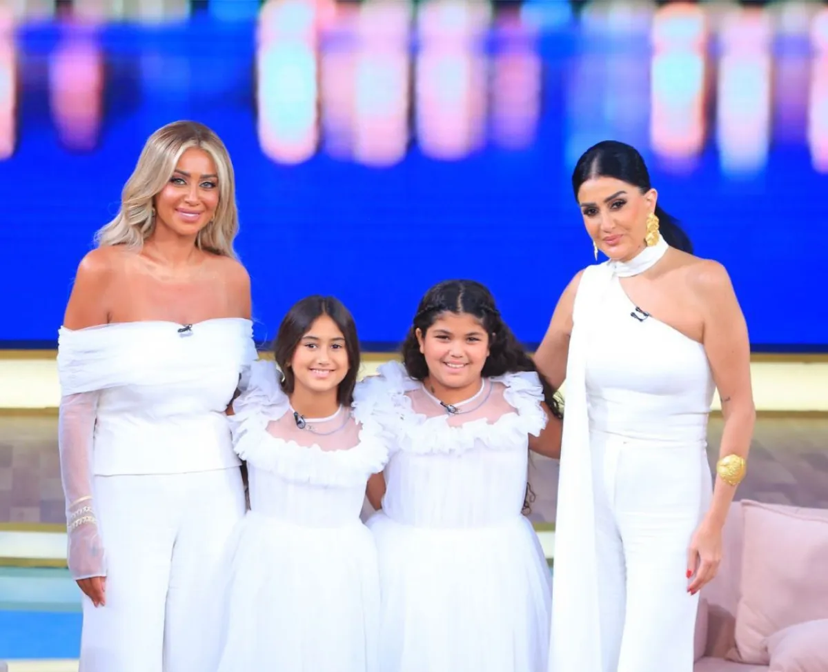 غادة عبد الرازق وابنتها روتانا - الصورة من صفحة غادة الرسمية على الفيس بوك