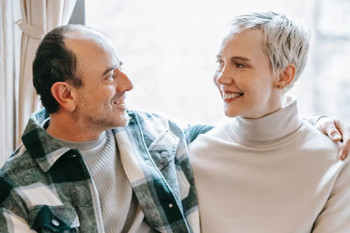 كيف تعرف إذا كنت معجبًا بشخص م