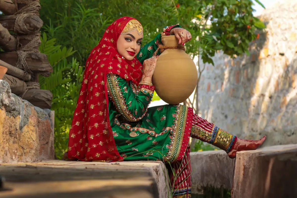 بلقيس البلوشي- الصورة من حسابها على الانستغرام