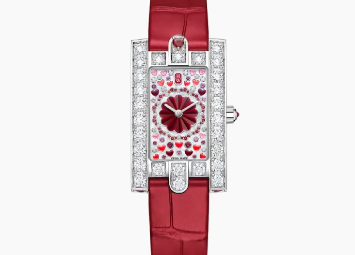 ساعة Avenue Classic Valentine من هاري وينستون Harry Winston