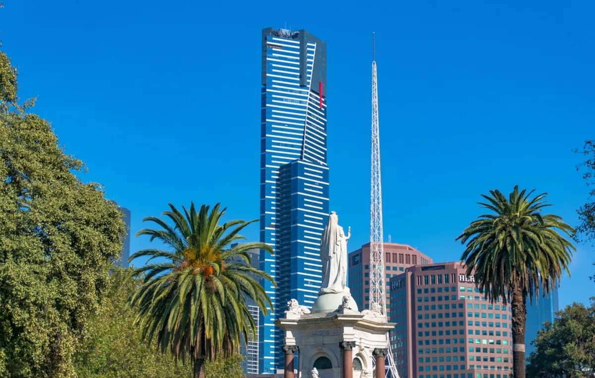 إطلالة على برج يوريكا