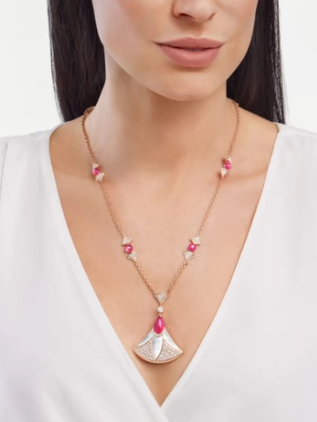 عقد DIVAS’ DREAM من بلغاري Bvlgari