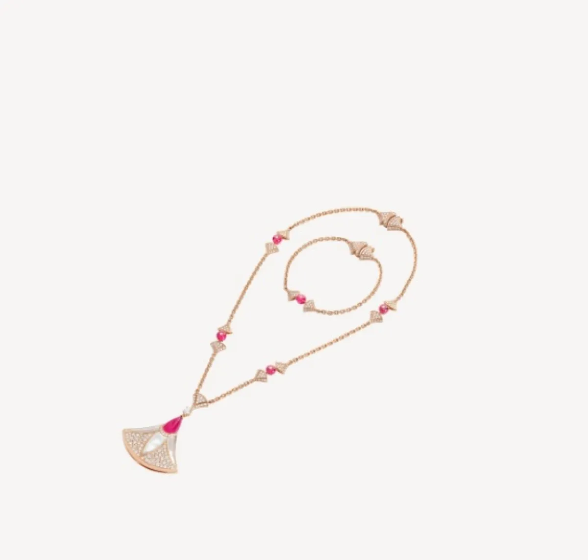 عقد DIVAS’ DREAM من بلغاري Bvlgari 