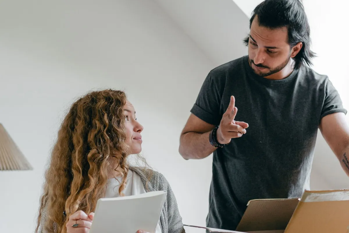 علامات قوة شخصية الزوج