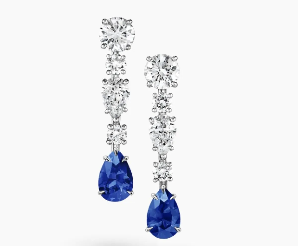 أقراط Classics من هاري وينستون Harry Winston