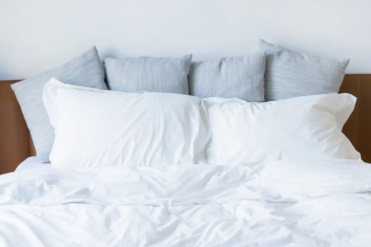 مفروشات السرير