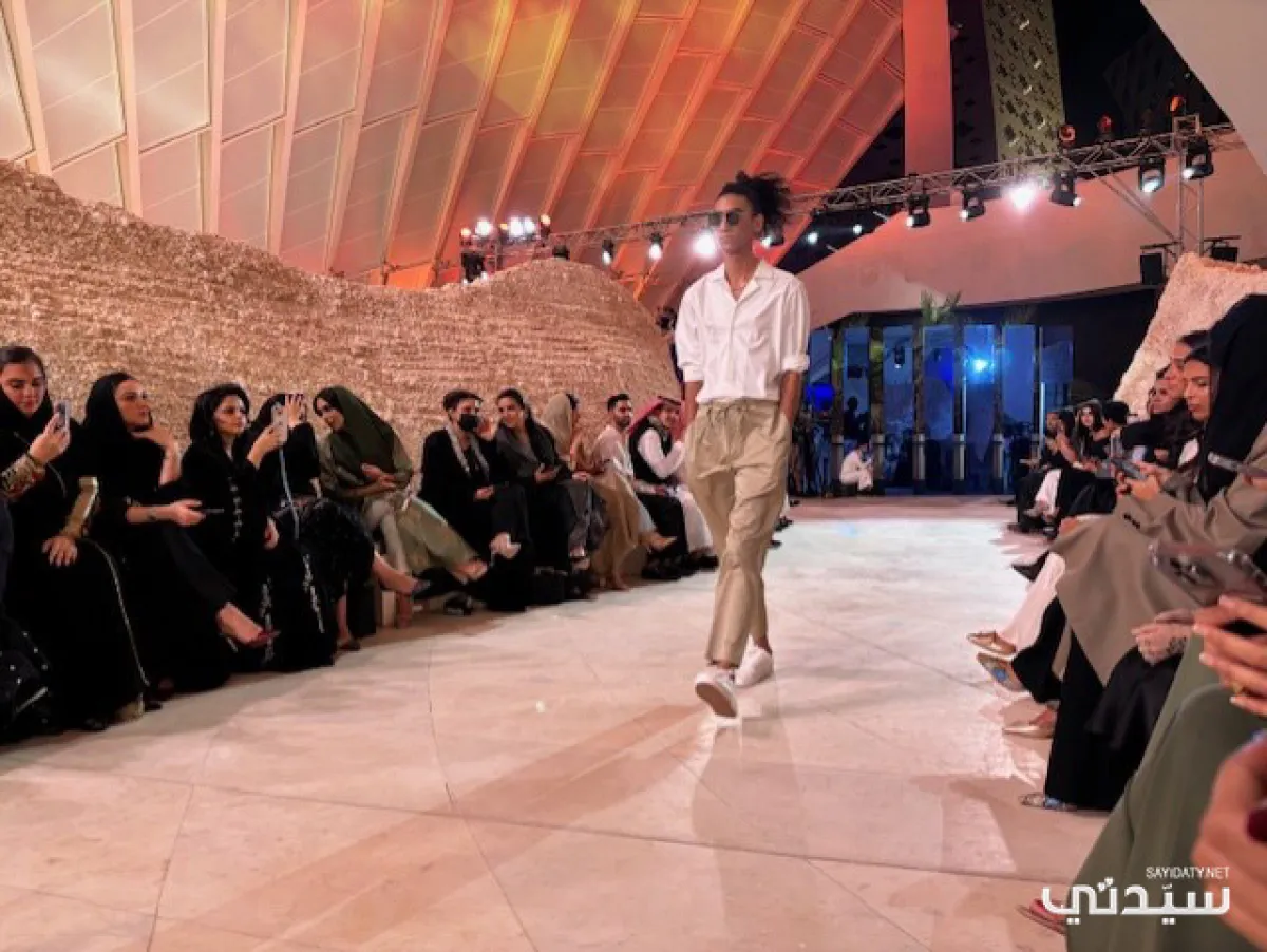 من تصميم المصممة NOURA SULAIMAN 