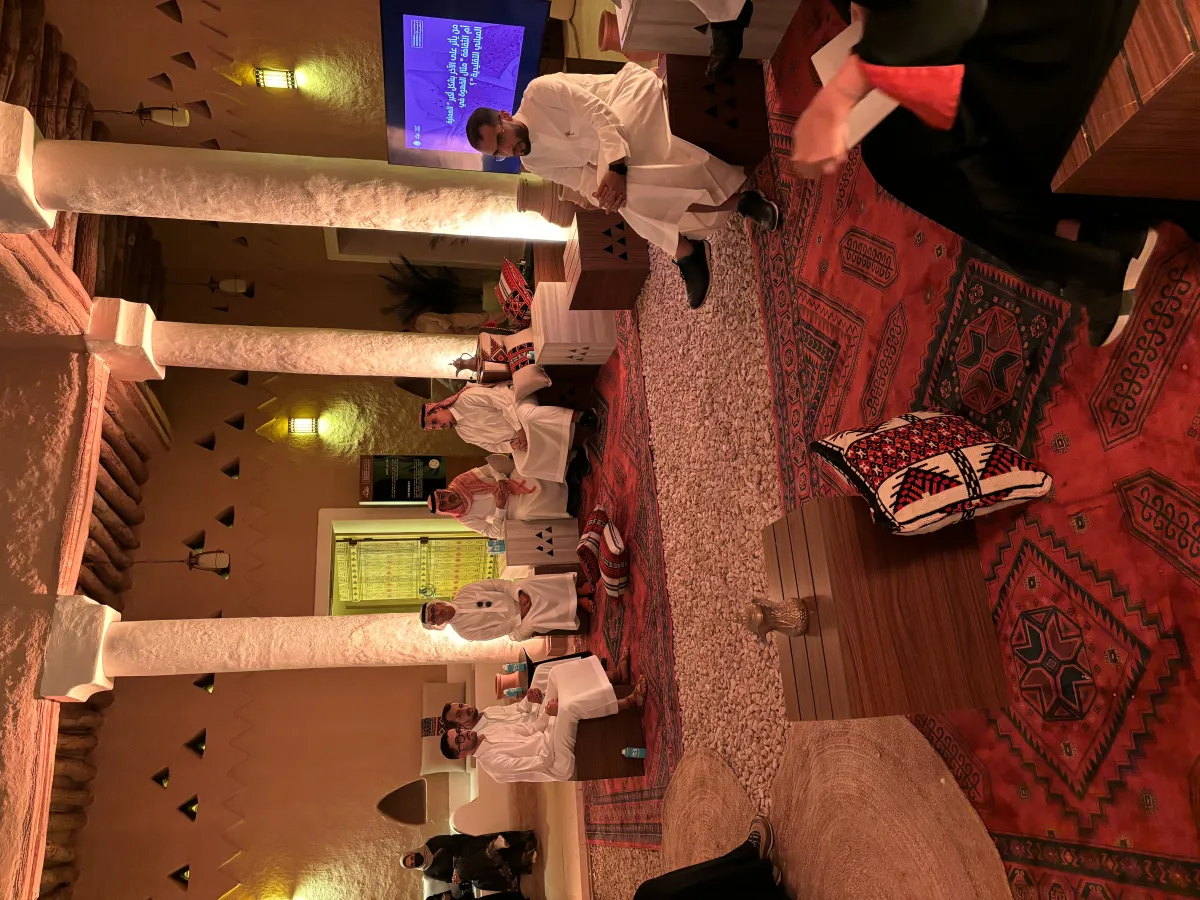 جانب جلسة حوارية  في  فعاليات "ملتقى العمارة التقليدية" في حي الطريف التاريخي بمنطقة الدرعية