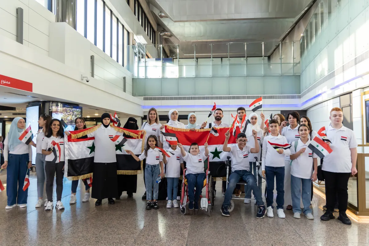وفد سوريا المشارك بتحدي القراءة العربي.  الصورة من حساب تحدي القراءة العربي على منصة x 