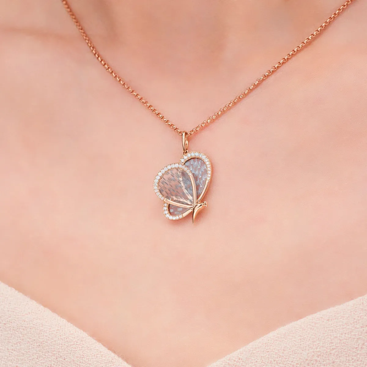 سلسلة Titanium Butterfly من بوغوصيان Boghossian