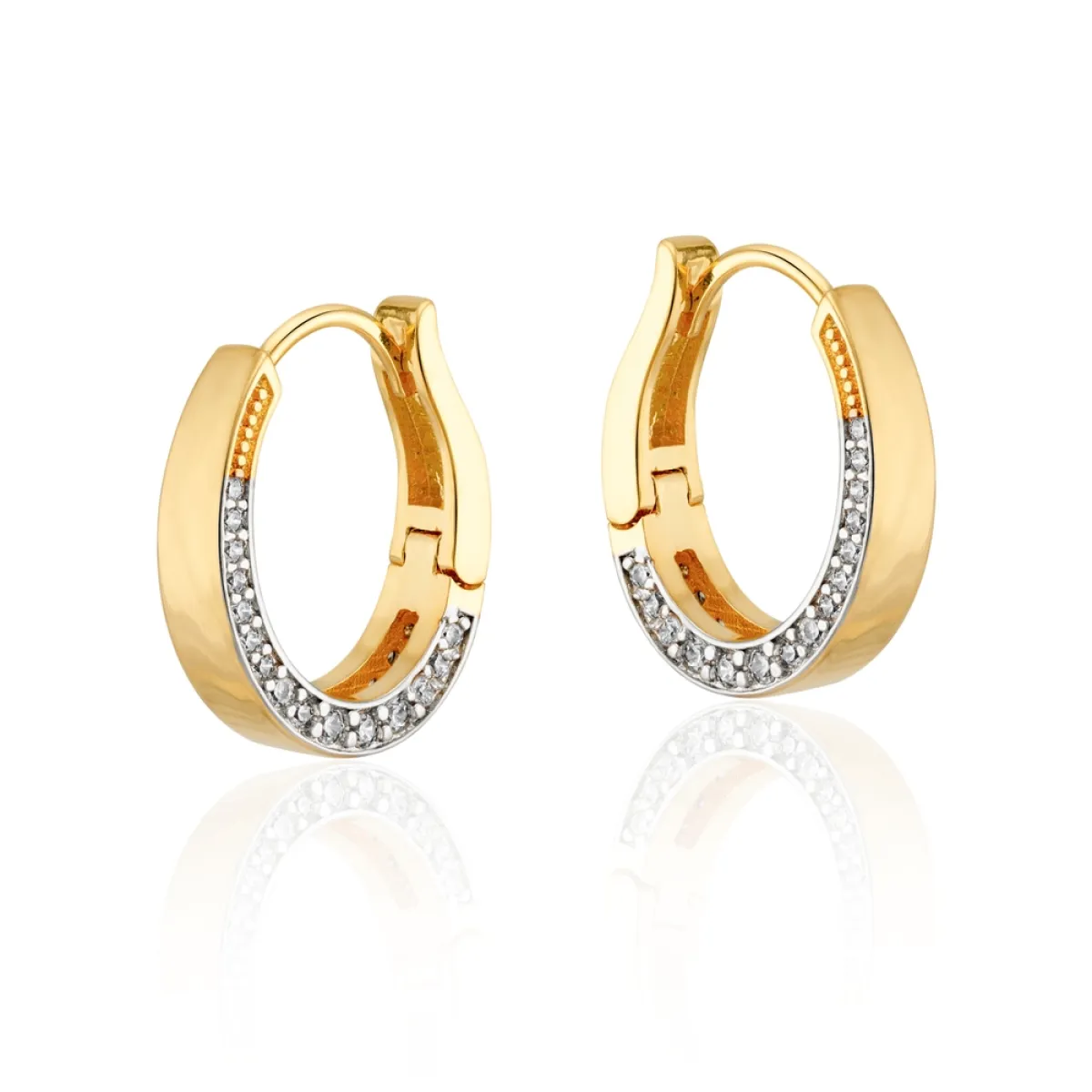 التنظيف المحترف للأقراط المرصعة بالماس