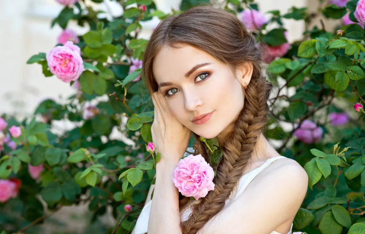 تسريحات شعر للعروس - الصورة من Shutterstock 