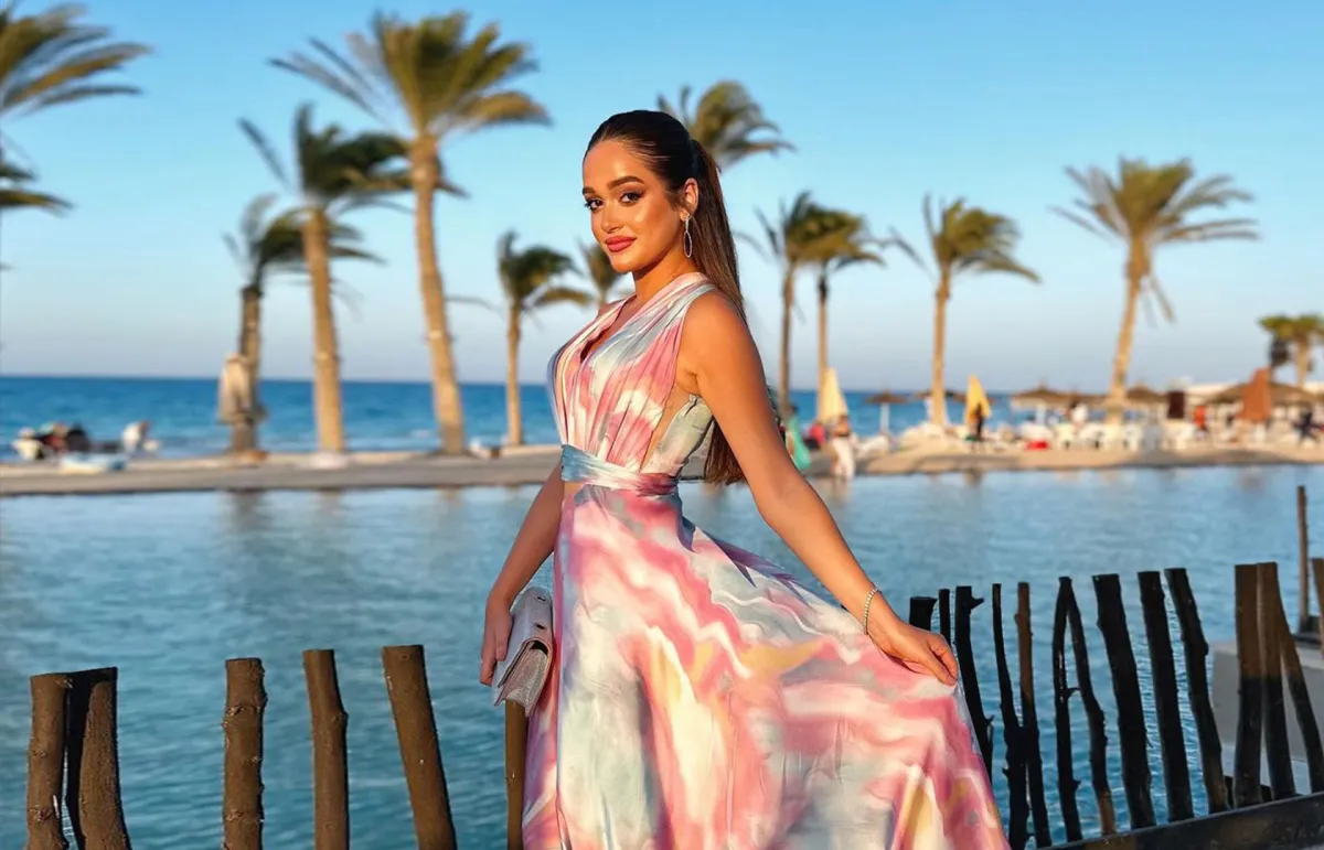 فساتين سهرة طويلة من وحي نور إيهاب