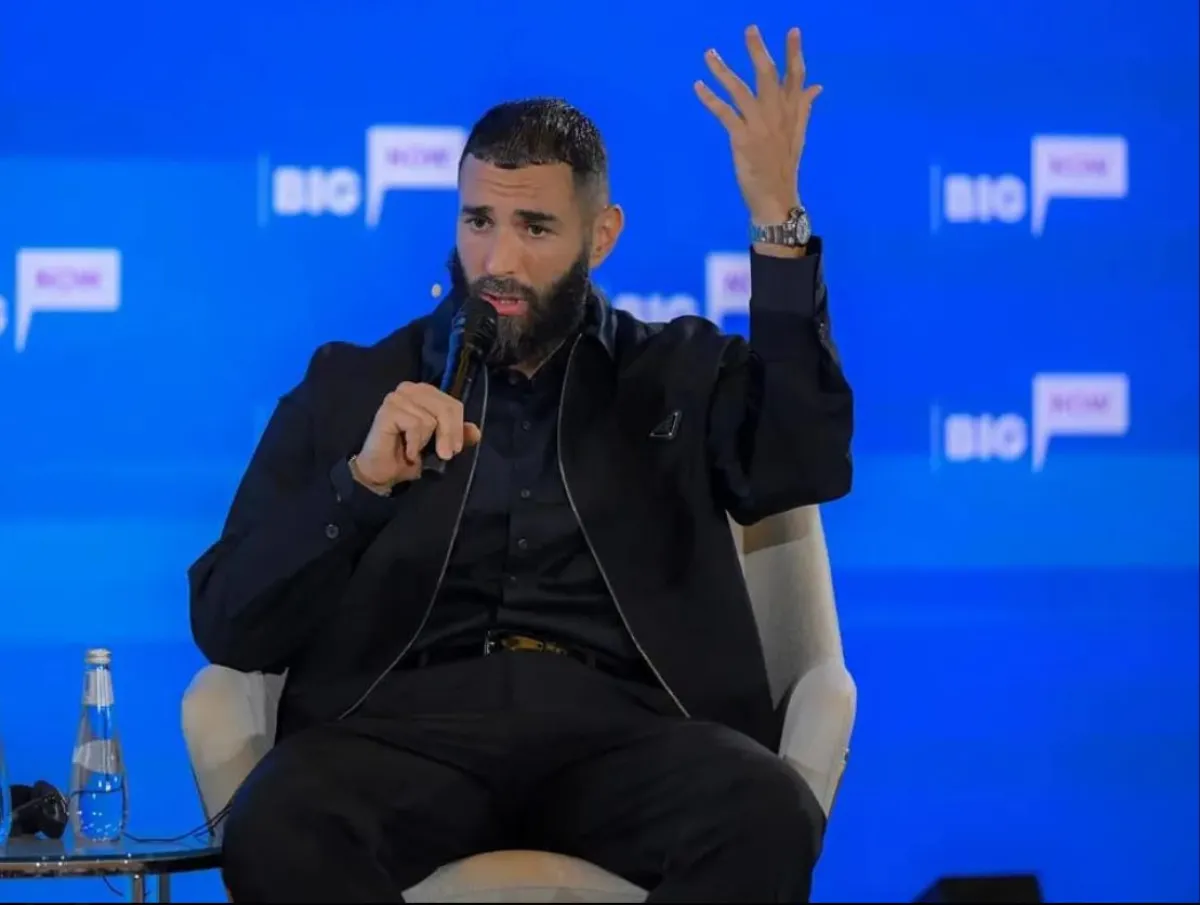 كريم بنزيما يؤكد على تطور السعودية خلال مشاركته في منتدى مسك العالمي - الصورة من واس