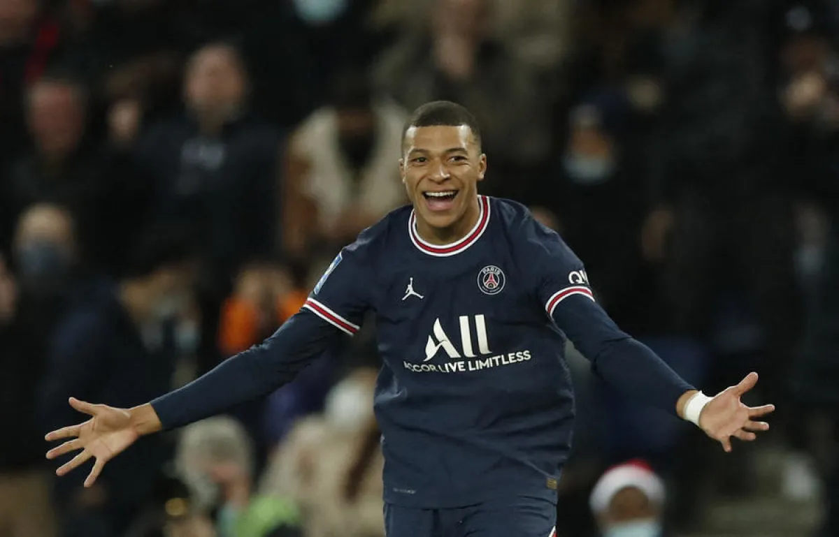Paris St Germain's Kylian Mbappe celebrates scoring their second goal. Soccer Football - Ligue 1 - Paris St Germain v AS Monaco - Parc des Princes, Paris, France - December 12, 2021; REUTERS/Benoit Tessier