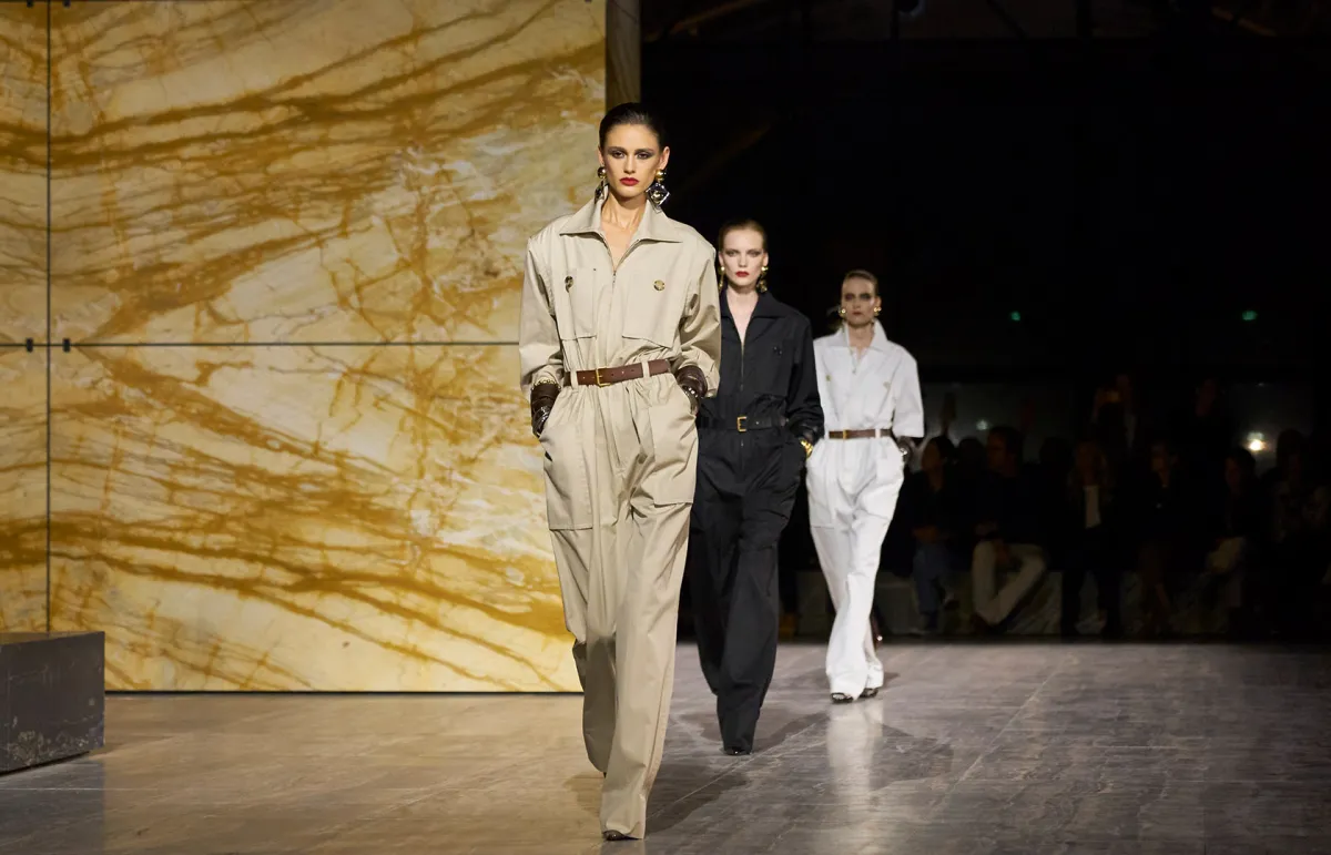 ختام عرض سان لوران Saint Laurent  - الصورة من Launchmetrics/Spotlight ©
