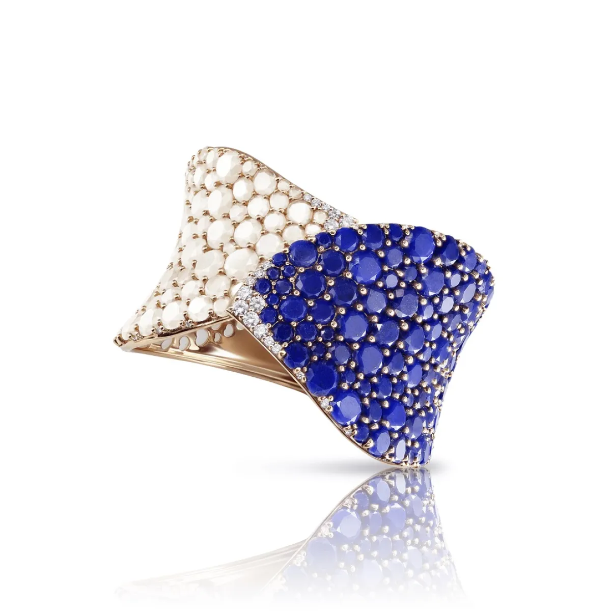 سوار Lakshmi من باسكال بروني  Pasquale Bruni