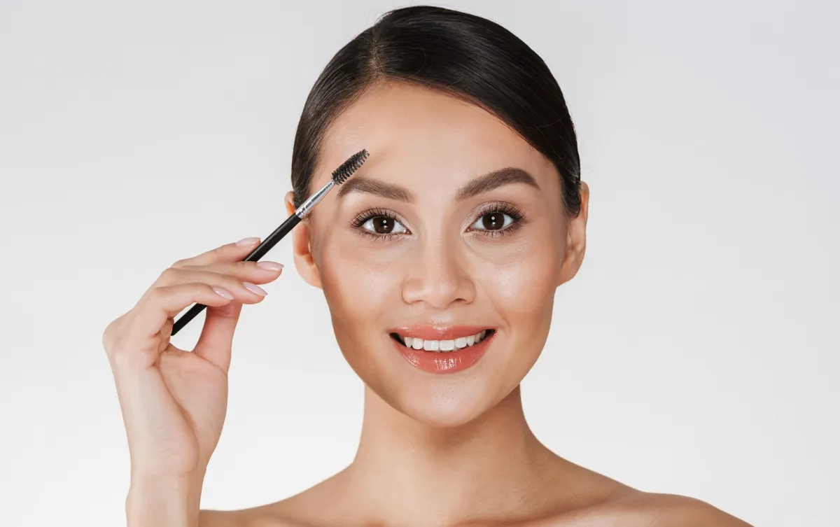 جل الحواجب-  الصورة من Freepik 