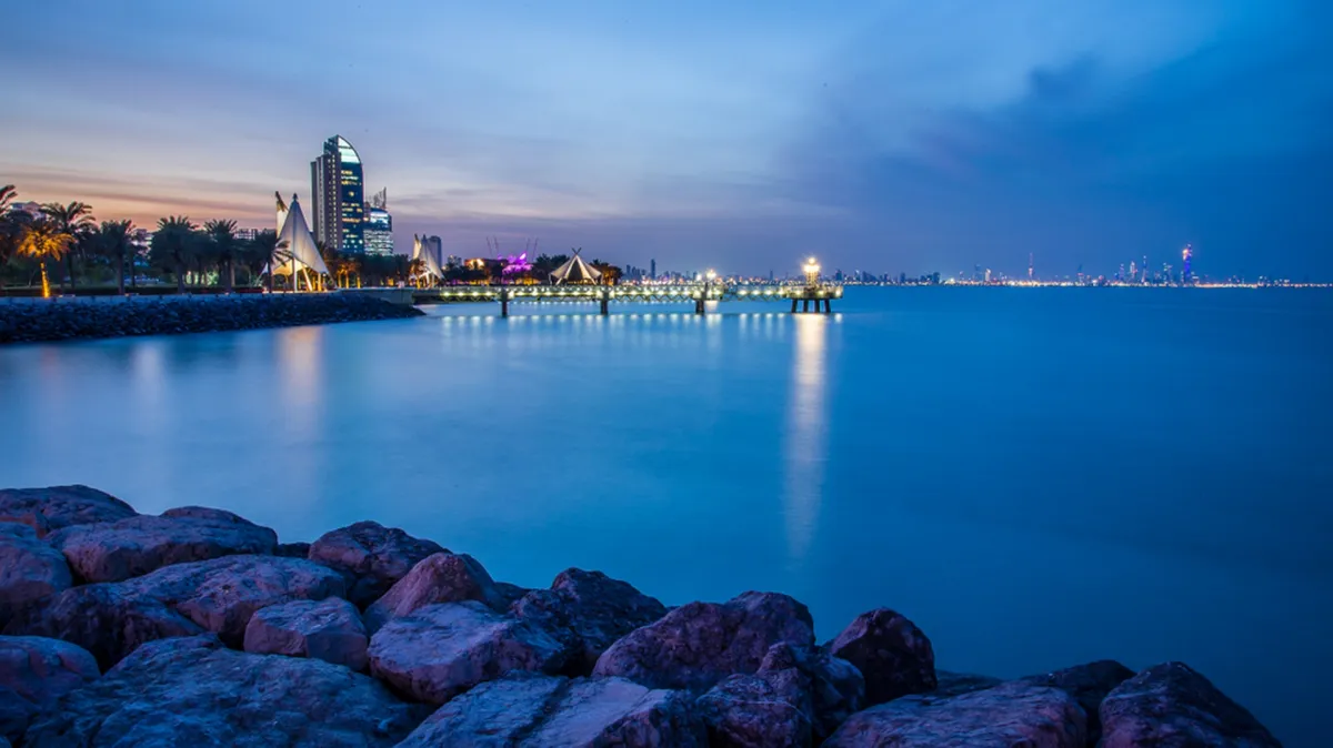 السالمية وجهة مثالية لعشاق التسوق