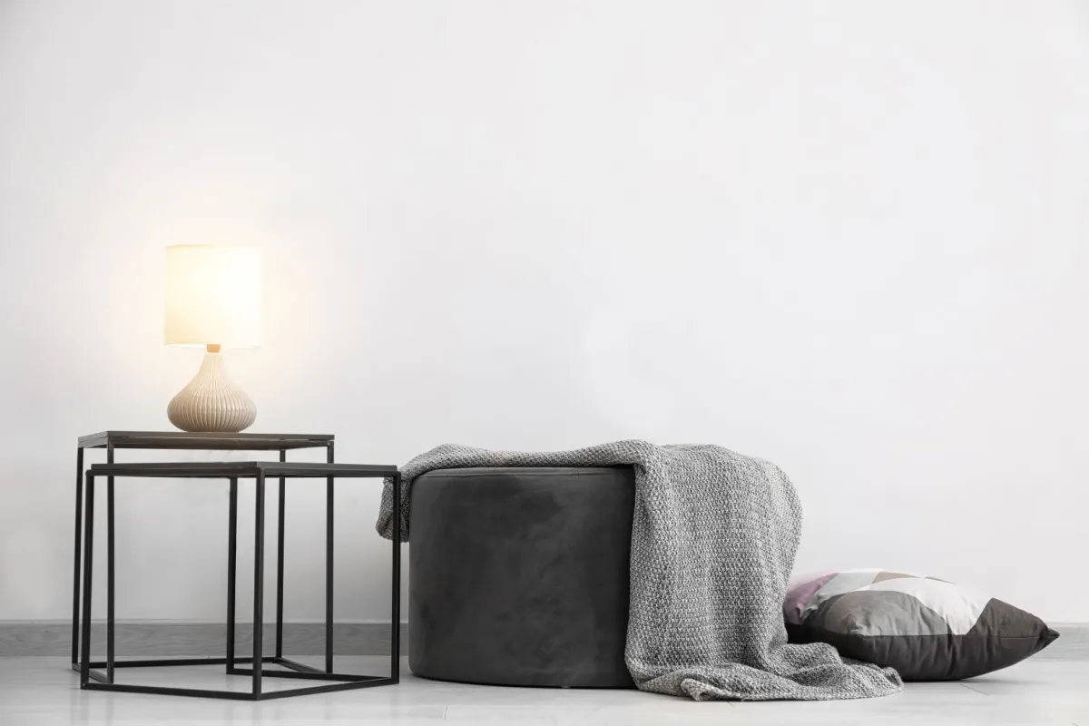 حضور البوف في غرفة الجلوس